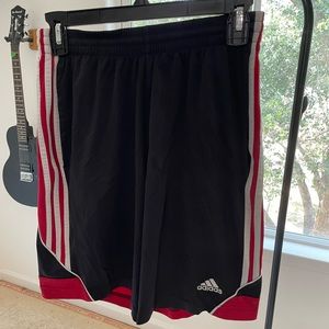 Mens L adidas shorts
